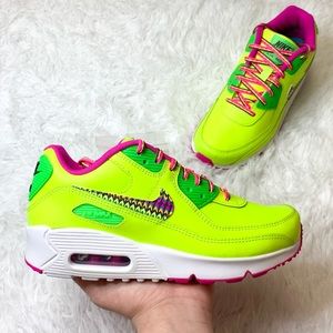 NWT Nike Air Max 90